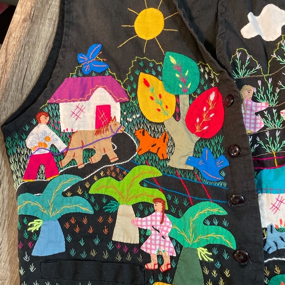 Signed Columbian 100% handmade Appliqué Embroidered Vest - Picture 4 of 16